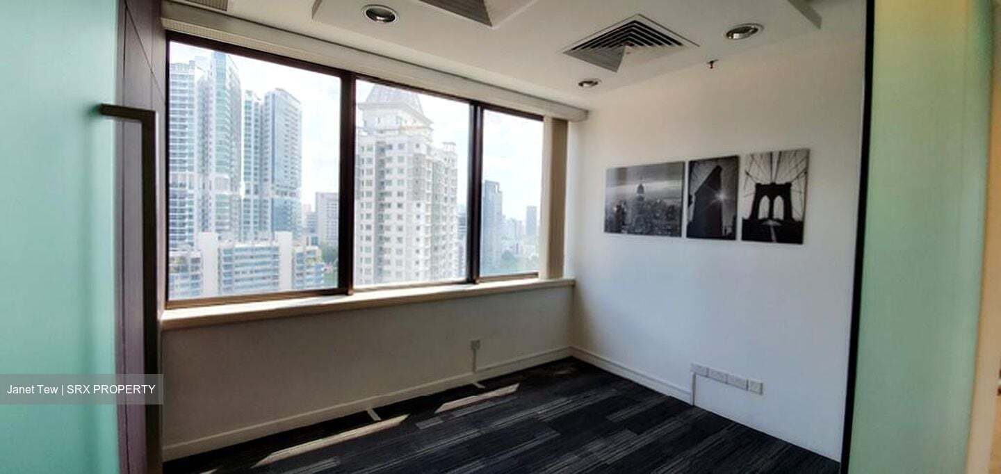 United Square (D11), Office #457515181